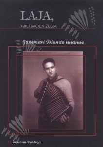 "Laja, trikitixaren zubia" liburua udaletxean salgai