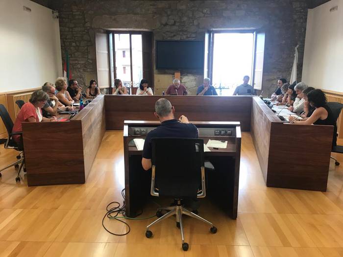 Alkateaz gain, bi liberazio oso izango ditu Zumaiako Udalak agintaldi honetan