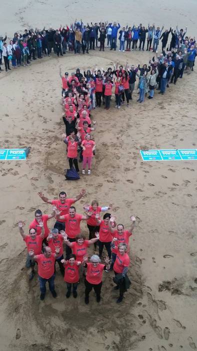 'Erabakitzeko prest' argazki jendetsua atera dute