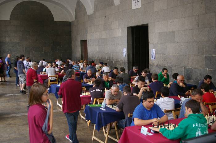 "Dena prest", igandean jokatuko den XXXVIII. Azkoitia Hiria xake txapelketarako