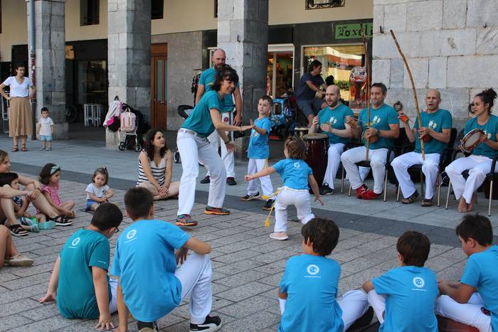 Capoeira erakustaldia