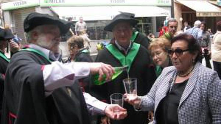 Ziri kofradiak XVIII. Kapitulua ospatuko du igandean, Zarautzen