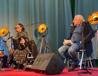 Joseba Sarrionandia eta Ines Osinagaren 'Katuen kontuak' saioa izango da ostiralean Arroa Behean