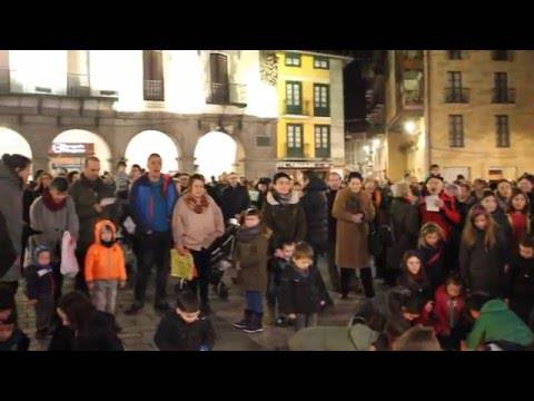 BIDEOA: Kriseiluen gaua, Azpeitian