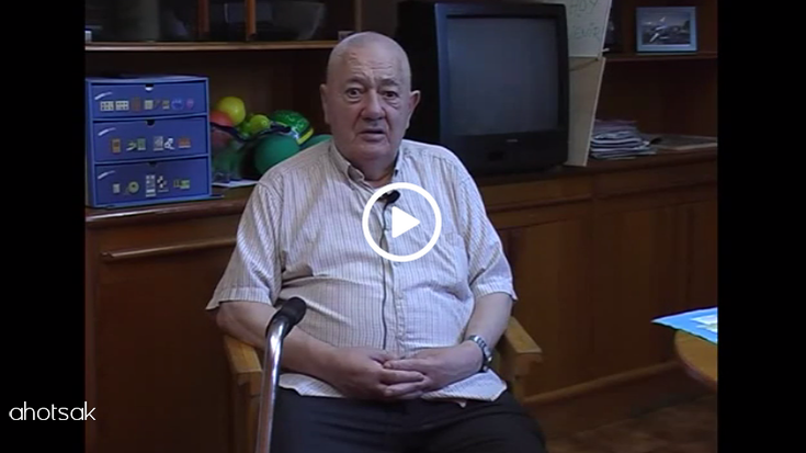 Bideoa: Santeskean lutoa zegoen lekuan abesten zituzten koplak