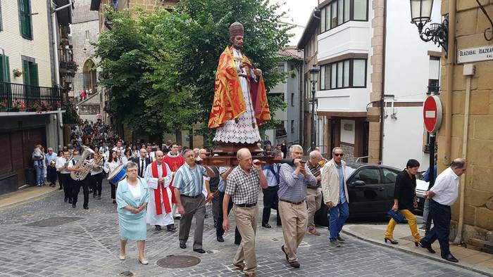 San Pedro eguna Zumaian, dianatik pasodobleetara