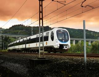 Euskotrenek gaueko zerbitzu berezia eskainiko du San Sebastian egunean