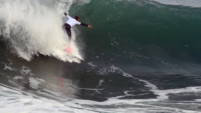 Liber Gesalaga, Lander Zumeta eta Mikel Atxega surf txapelketako irabazle
