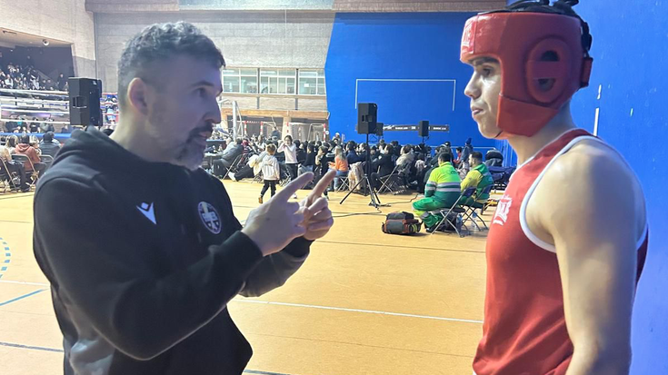 Leioako III. Boxeo Jaialdian parte hartu du Mikel Arruabarrenak