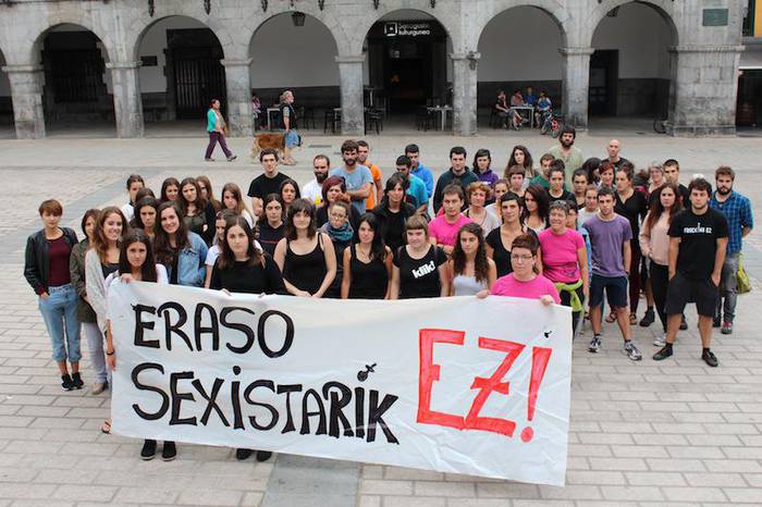 Saninazioetan gertatutako eraso sexista salatu dute Azpeitian