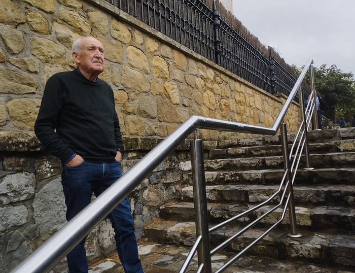 Anjel Lertxundi: "Bada kezka bat, idazleak ez diola ematen hizkuntzari itzultzaileak ematen dion garrantzia"