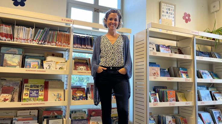 Nerea Loiola: "Semea bera ohartu da zer nolako lana duen liburu bat argitaratzeak"
