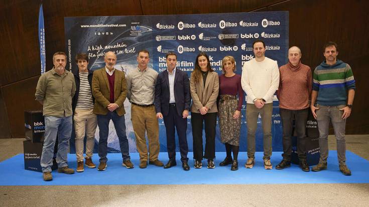 Imanol Pradalesen harrera jaso du 'Errio' dokumentalaren lantaldeak Mendi Film jaialdian