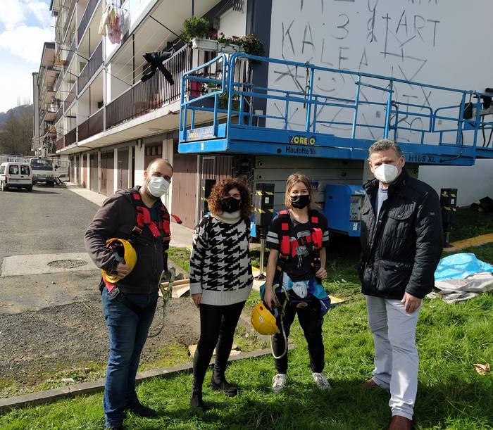 Azkoitiko herriaren sorreraren 700. urteurrena iragarriko dute bi muralek