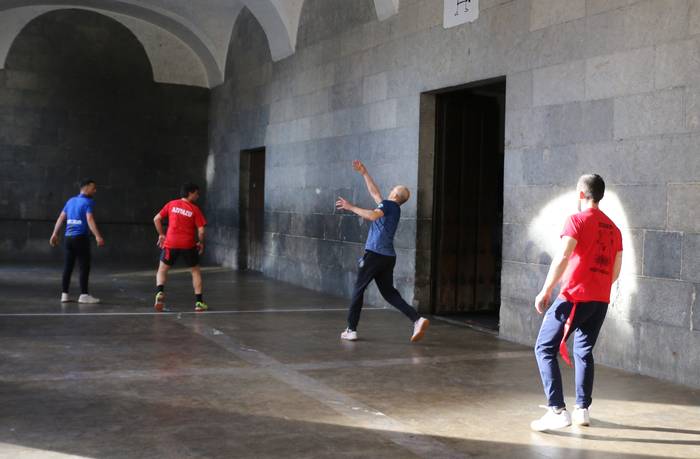 Gaur hasiko dute Pilotari Eguneko gizonen binakako txapelketa