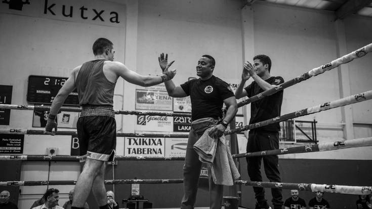 Salgai dira uztailaren 1eko borrokaldiko sarrerak