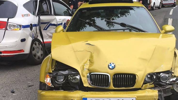 Ertzaintzaren auto batek eta BMW batek istripua izan zuten Orion, N-634 errepidean