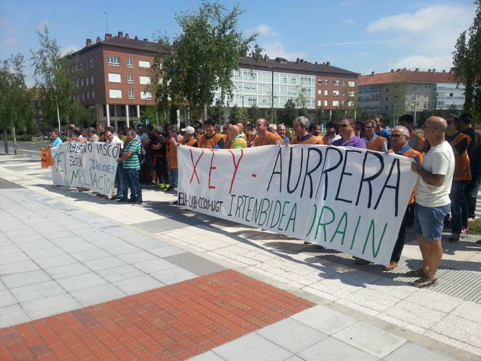Xeyko langileek greba mugagabea hasiko dute astelehenetik aurrera