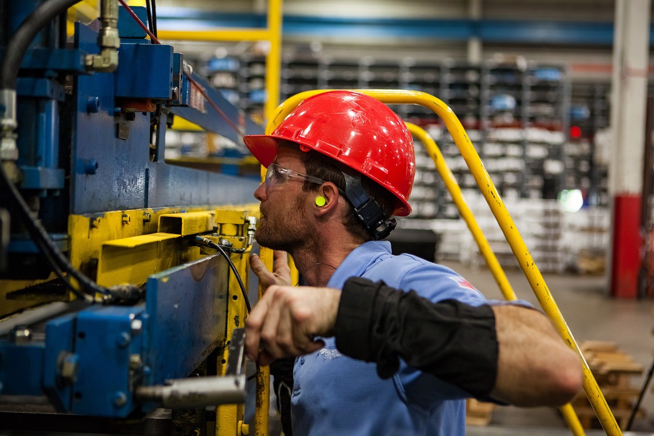 Iraurgi Berritzenek minbiziaren aurkako jardunaldia antolatu du industria sektoreko enpresentzat