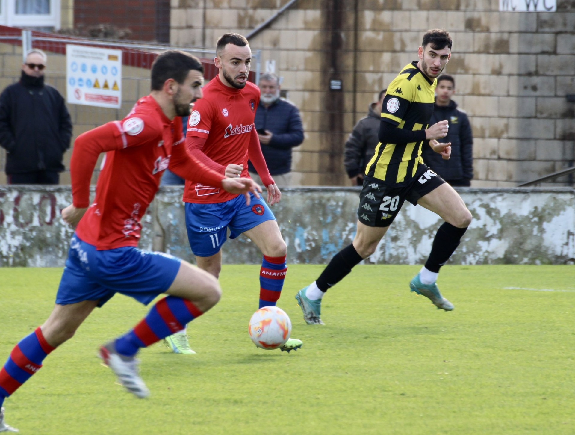 Anaitasunaren asteburuko futbol partiden ordutegiak