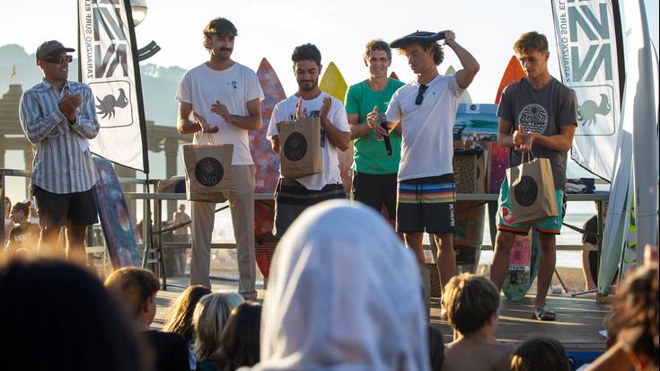 Asteburuan jokatuko dute Ibon Imazen Oroimenezko surf txapelketa herrikoia