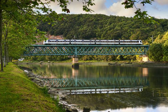 Zumaia eta Zarautz arteko trenbideko lanak luzatu egingo dituzte