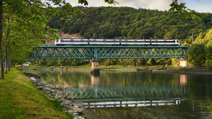Zumaia eta Zarautz arteko trenbideko lanak luzatu egingo dituzte
