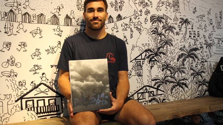 "Erronka potentea izan da niretzat argitara ateratzeko idaztea"