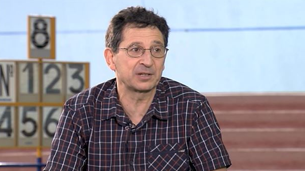 Juan Luis Zabalak Artze anaien 'Txalaparta' diskoaren liburuxka idatzi du