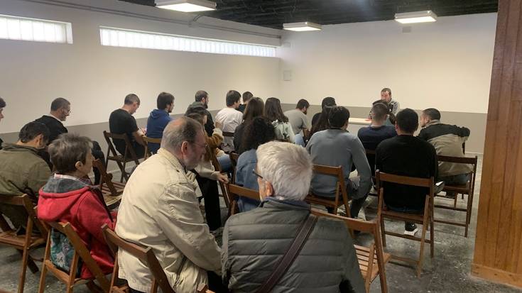 Errefortzu eskolak antolatu dituzte Etxape Zentro Sozialistan