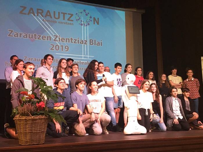 Herriko lau gaztek beraien proiektuak aurkeztuko dituzte Zarautzen Zientziaz Blai egitasmoan