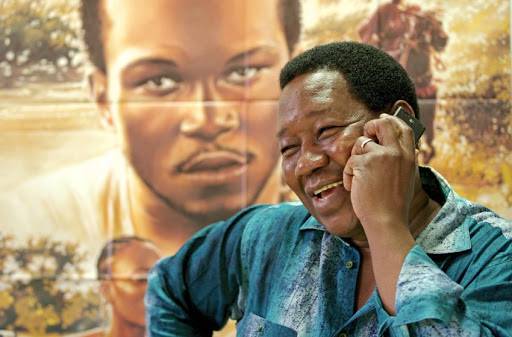 Gaston Kabore zinemagilea izango dute hizpide bihar Photomuseumen