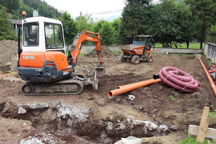 Prefabrikatutako Herri Etxea jarriko dute Lasao auzoan abuzturako