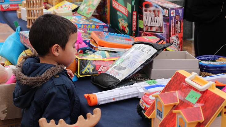 Euripean egin dute Sanjuandegiko Azoka Herritik