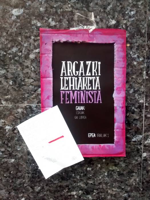 Zumaiako Asanblada Feministak argazki lehiaketa antolatu du