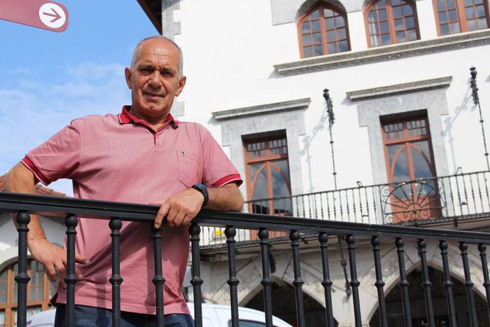 Xebero Agirretxe: "Udalaren egoera ez da kriskitinak jotzekoa, baina ez dugu zorrik"