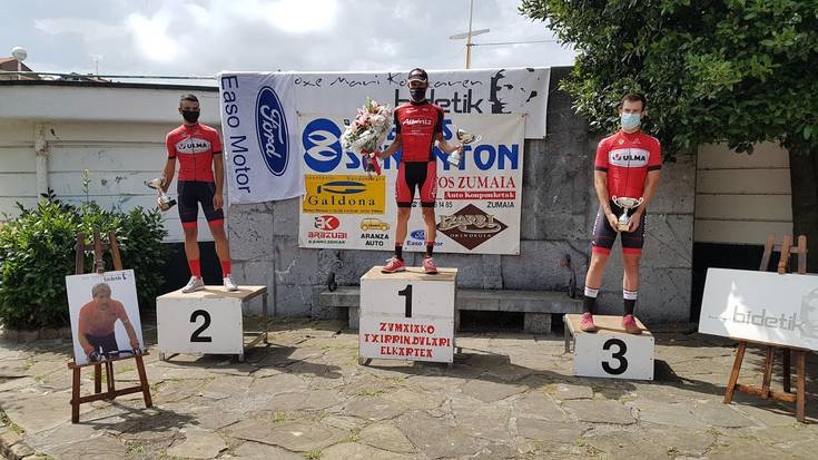 Unai Aznarrek irabazi du Zumaiako 42. txirrindularitza saria