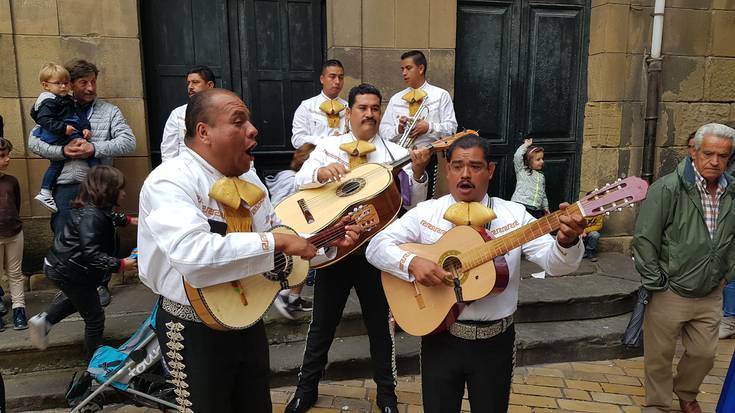 [BIDEOA] Mariatxien 'callejonada' herriko kaleetan zehar
