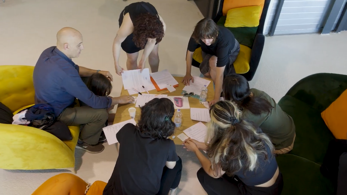 Hasiberrientzako ordubeteko doako euskara eskola eskainiko du AEK-k datorren asteazkenean