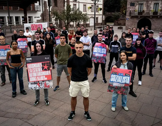 Hainbat autobus antolatu dituzte Urola Erditik Gazte Topagune Sozialistara joan-etorriak egiteko