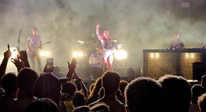 Sünek dantzan jarri du Zarauzko Malekoia