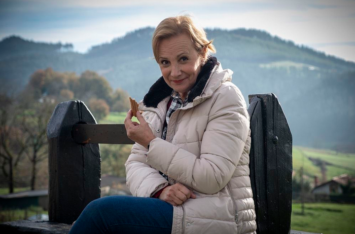 Estreinatzear den 'Beti Mugan' telesailean parte hartu du Elena Iruretak