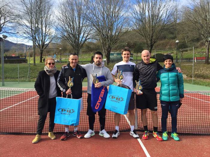 Jon Orbegozok eta Alejo Azkuek irabazi dute Azkoitiko Udazkeneko Tenis Txapelketa