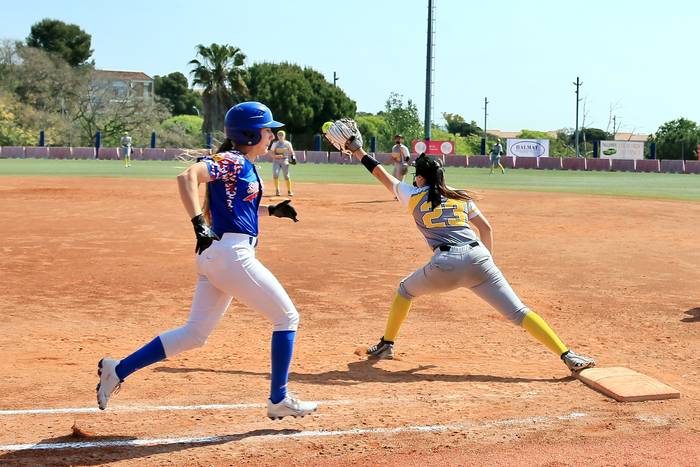 Bi garaipen eskuratu ditu OBBk asteburuan Bartzelonan