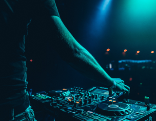 Zestoako Gazte Asanbladak egitarau betea antolatu du larunbaterako