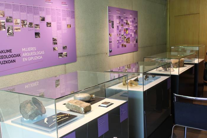 Ekainberriko 'Emakume arkeologoak Gipuzkoan' erakusketa urriaren 20ra arte egongo da ikusgai