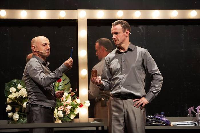 Bi antzezlan izango dira asteburuan Aita Mari zinean