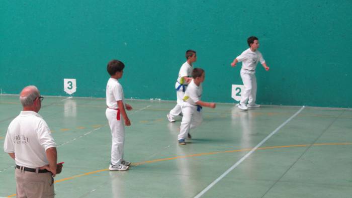 Pilota partidak izango dira igandean Getariako Sahatsaga Kiroldegian