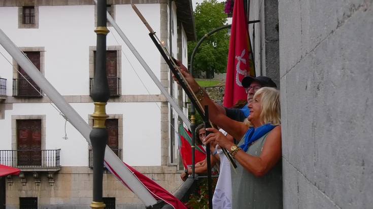 Txupinazoa botata, lehertu da festa