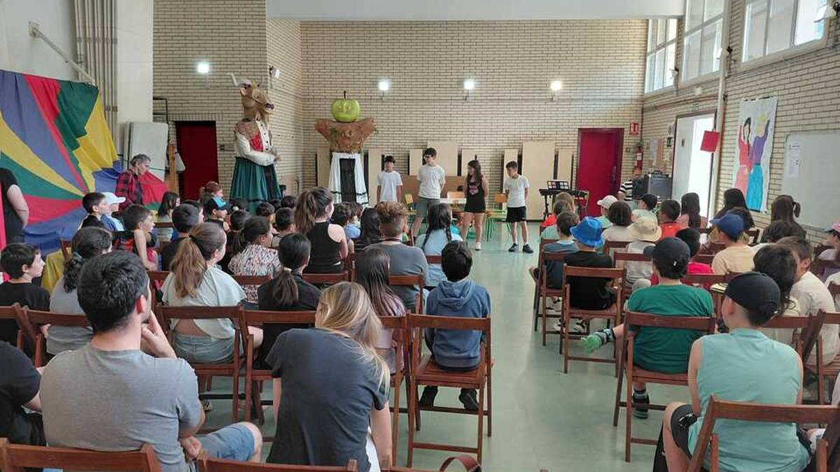 Azkenekoz ospatu dute Euskararen Eguna Errezilgo San Martin Herri Eskolan